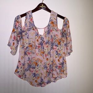 Off Shoulder Floral blouse
